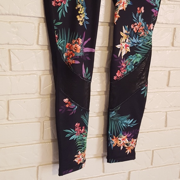 Xersion Capri size Small - Picture 3 of 5